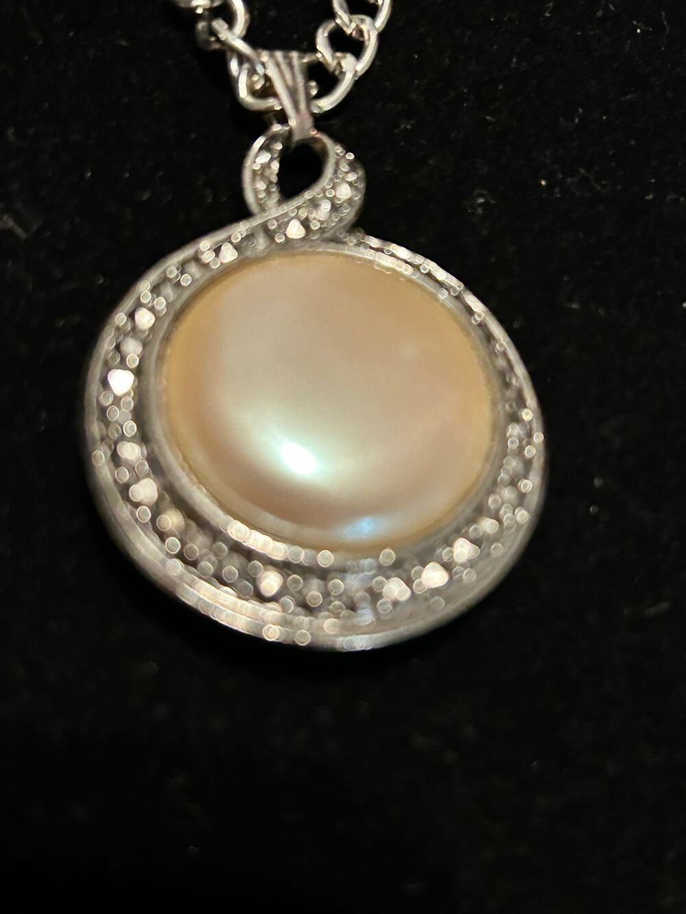 Vintage 1993 Avon Heirloom Riches Reversible Pearl Marcasite Necklace 20"